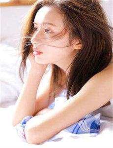 《欧美内射AAAAAAXXXXX-一名女子与拘发生性》