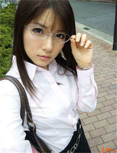 《国产区精品-同学要做吗po爱喝花茶的小酥肉》