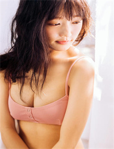 《深夜故事-小柔在舞蹈室里被蹂躏》