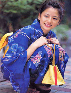 《福利100合集 在线播放-李宗瑞强奸按摩女》