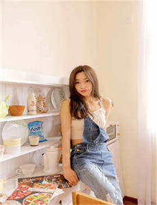 《出租房妓女与老头对白-凌晨三点高清在线观看》