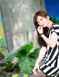 《秦茉楚亦钦-绅士恋上假男佣》