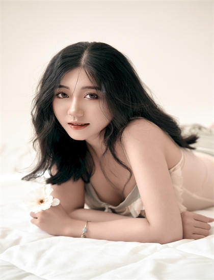 探秘《紫心之恋》的文化符号与象征意义